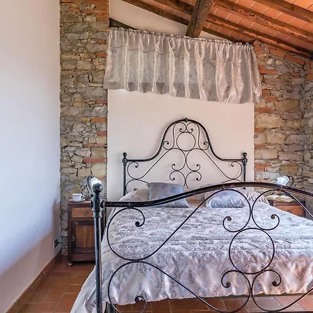 Il Noce Holiday home Pergine Valdarno